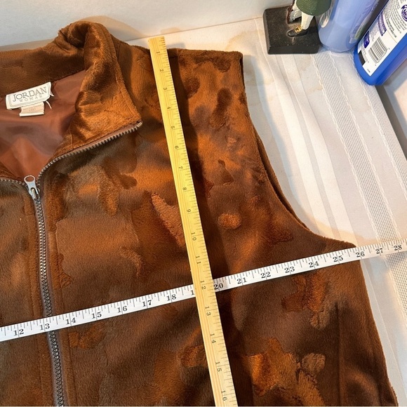 Women’s plus size Vest 1X Brown Full Zip Front Sleeveless Faux Fur Burnout - Picture 8 of 11